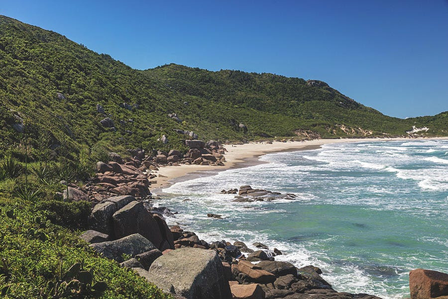 Court blocks arrests over naturism at Brazil’s Praia da Galheta